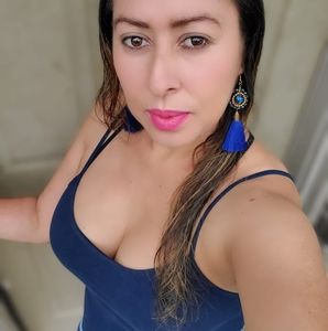 Meet your Posher, Claudia